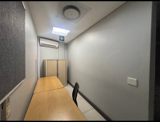 7,143M² BUSINESS CENTRE TO LET IN EDGEMEAD